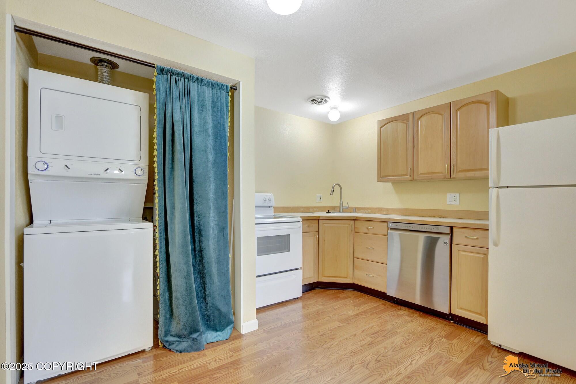 4328 Reka Drive, Anchorage, Alaska image 6