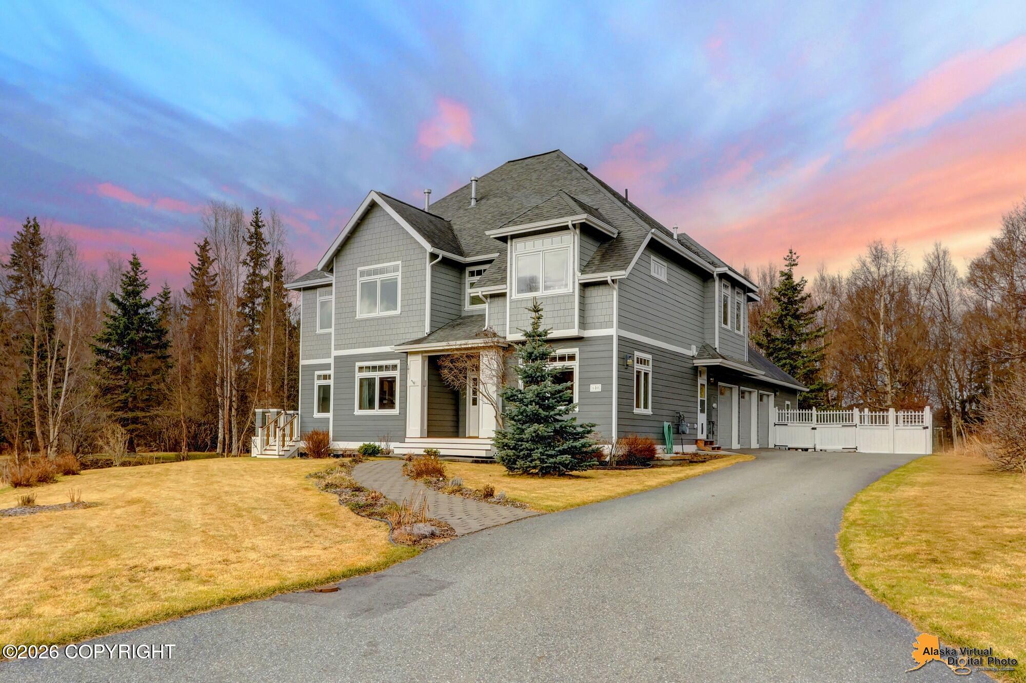 600 Orchid Circle