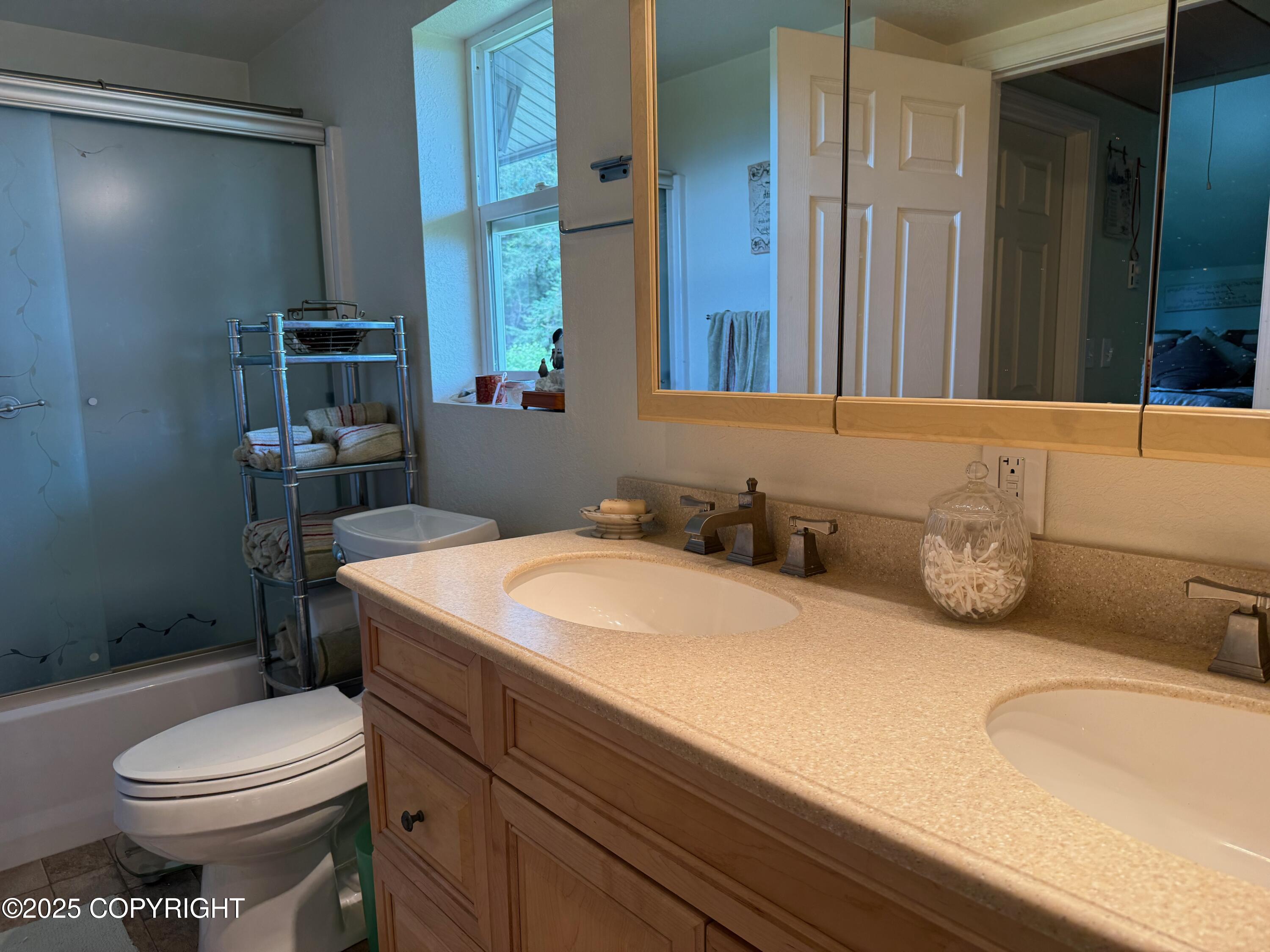 Seldovia, Alaska 99663, United States, 2 Bedrooms Bedrooms, ,2 BathroomsBathrooms,Residential,Active,161631