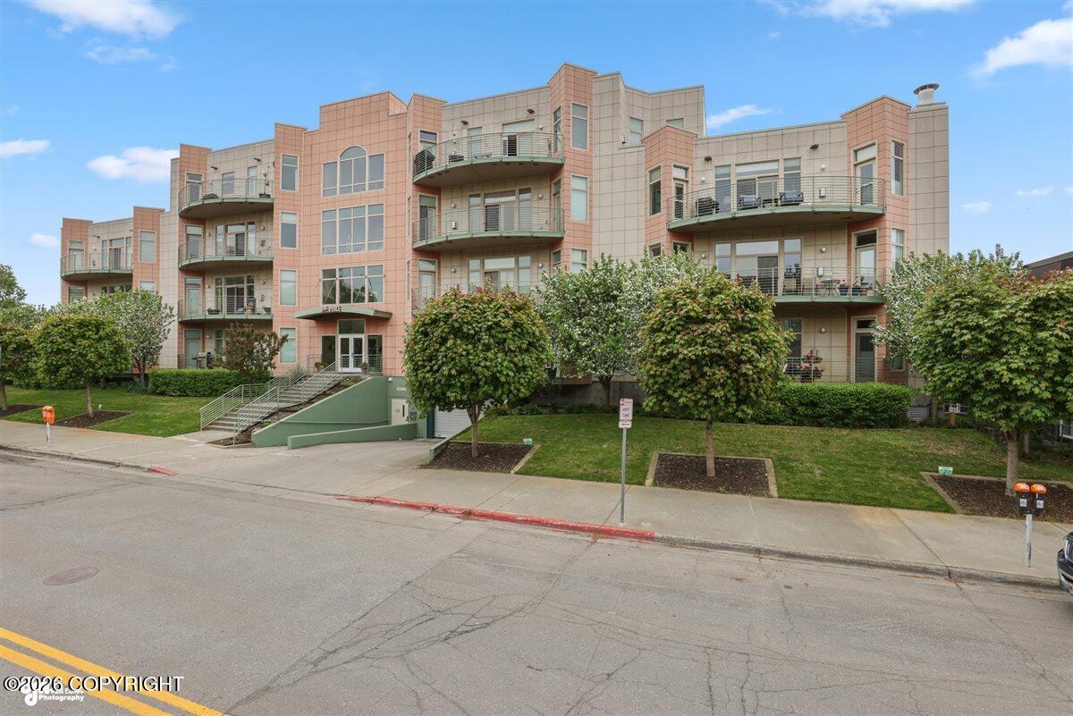 222 E 7th Avenue #303