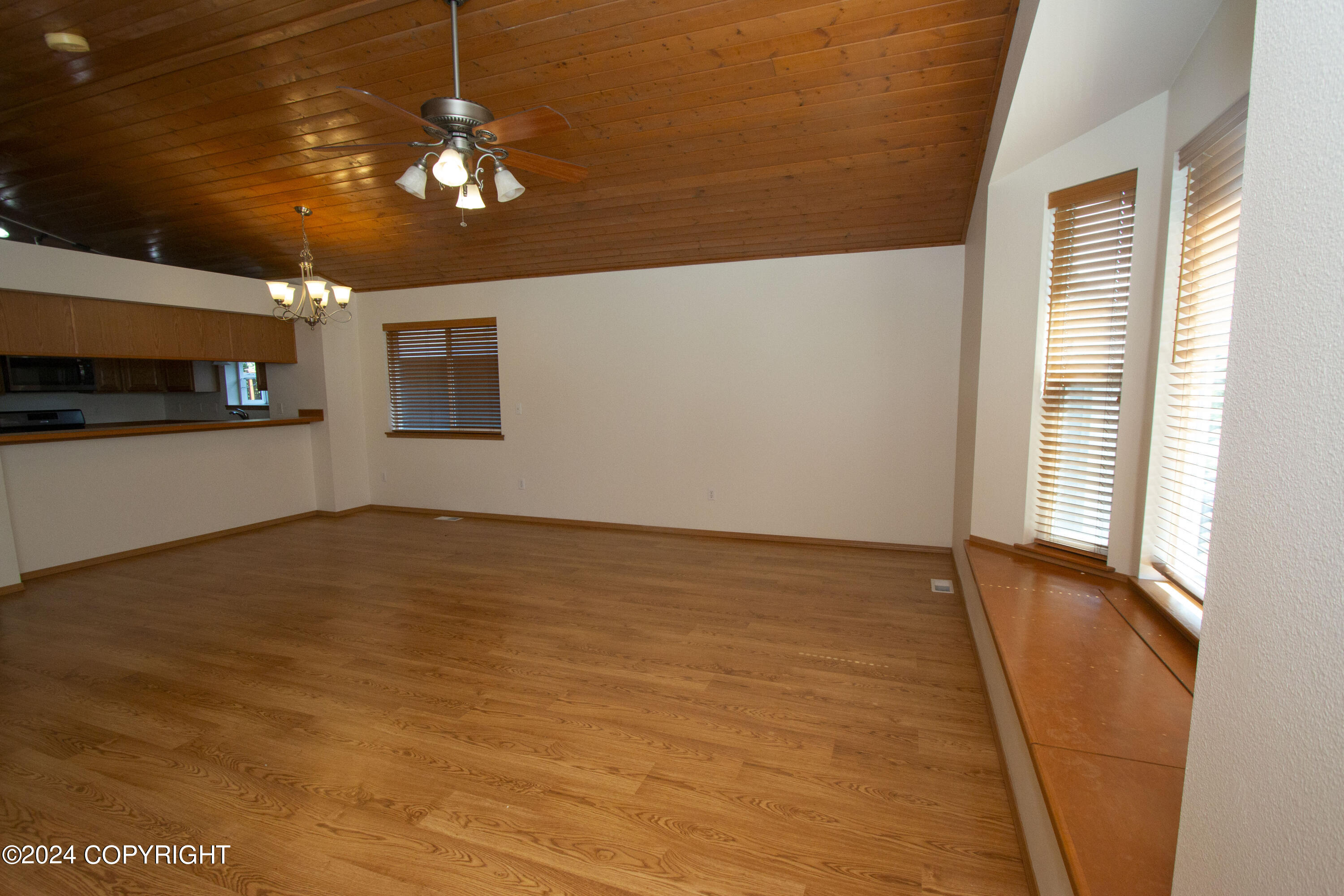 20227 Glacier Park Circle, Eagle River, Alaska image 10