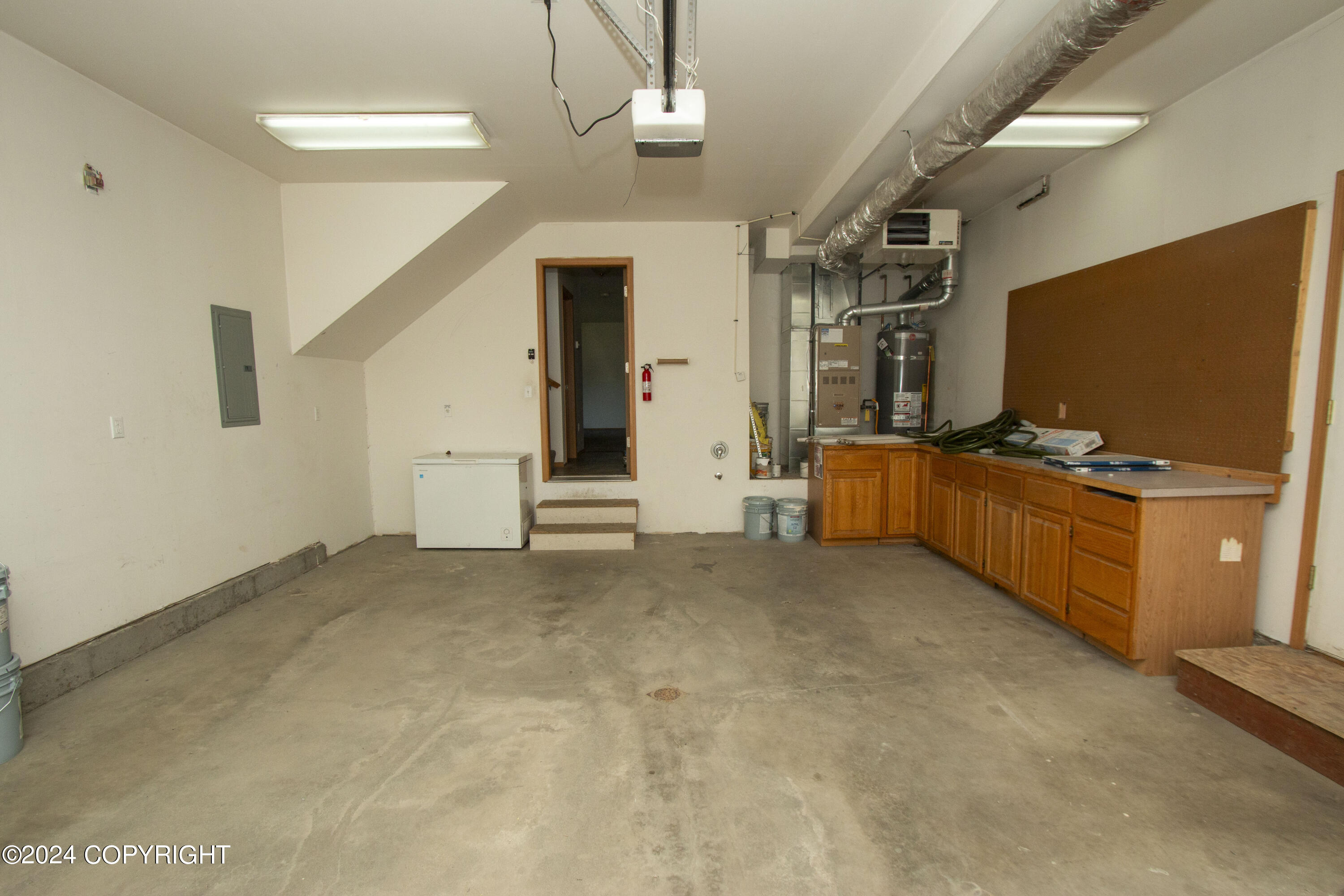 20227 Glacier Park Circle, Eagle River, Alaska image 30