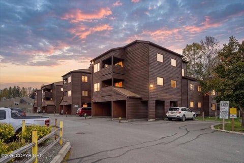 Featured picture for the property 26-9426