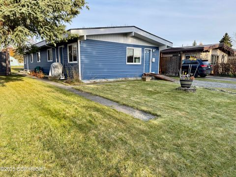 Photo of 225 E Manor Avenue, Anchorage, AK 99501 (MLS # 25-13515) Photo of 225 E Manor Avenue, Anchorage, AK 99501 (MLS # 25-13515)