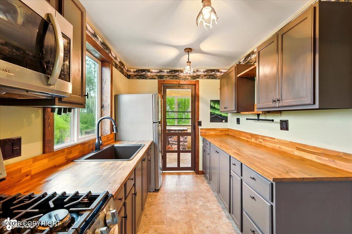14617 N Crystal Lake Road, Willow, Alaska image 10