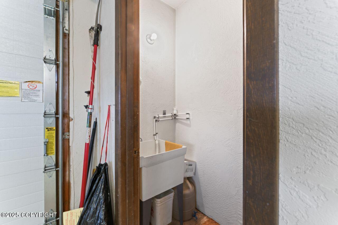 23675 Glacier View Drive, Eagle River, Alaska image 49