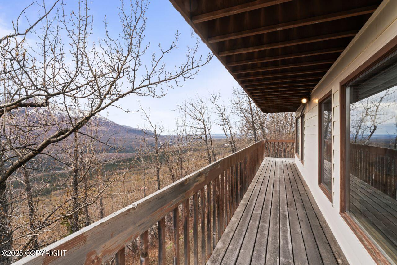 23675 Glacier View Drive, Eagle River, Alaska image 32