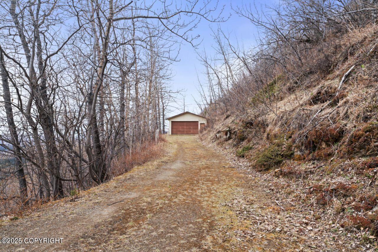 23675 Glacier View Drive, Eagle River, Alaska image 4