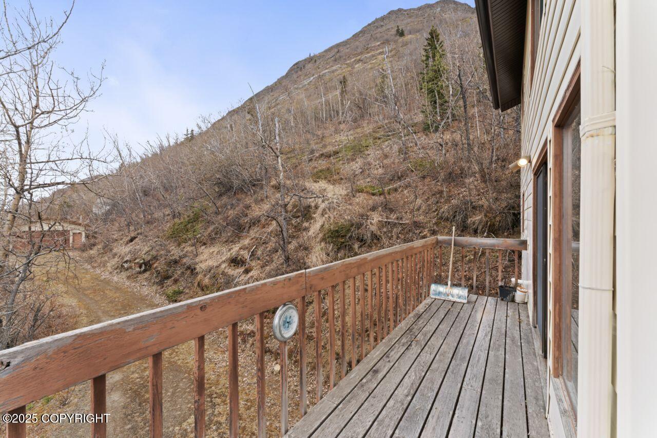 23675 Glacier View Drive, Eagle River, Alaska image 45