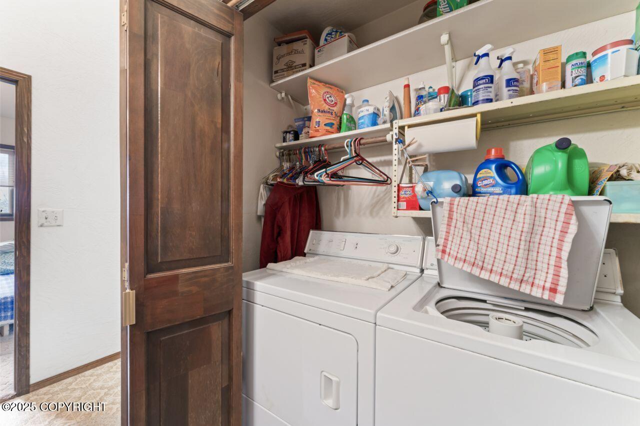 23675 Glacier View Drive, Eagle River, Alaska image 36