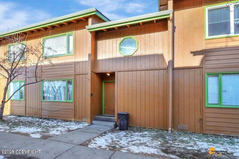 Homes For Sale - 1516 Latouche Street<br/> Anchorage, AK 99501