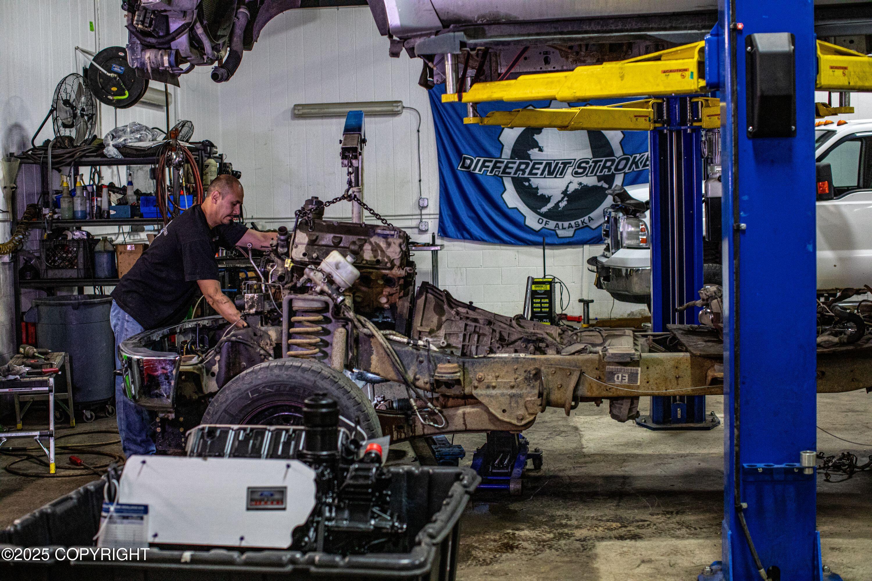 6620 Arctic Spur Road