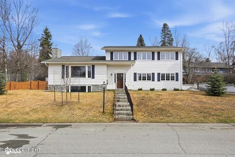 Photo of 2073 N Arlington Drive, Anchorage, AK 99517 (MLS # 26-5066)