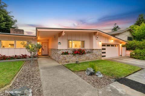 Photo of 2424 M Street, Eureka, CA 95501 (MLS # 272867)