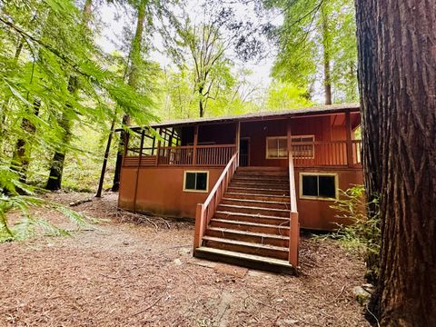 243 Forest Drive, Redway, CA 95560 - MLS#: 266451