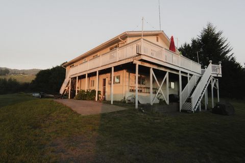 Photo of 520 Redwood Road, Whitethorn, CA 95589 (MLS # 271702)