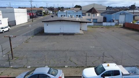 Photo of 1407 Albee Street, Eureka, CA 95501 (MLS # 271558)