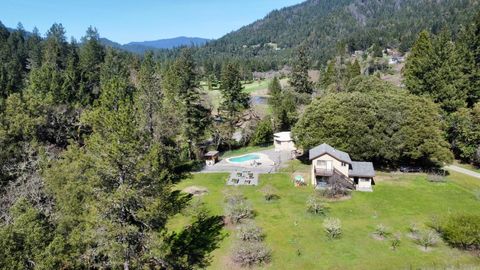 258 Little Foot Court, Willow Creek, CA 95573 - MLS#: 269515