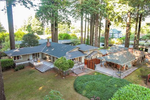 Photo of 2316 S Street, Eureka, CA 95501 (MLS # 271932)