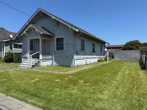 Photo of 3237 Summer Street, Eureka, CA 95503 (MLS # 272922)
