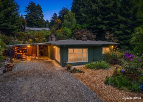 Photo of 3584 Mitchell Heights Drive, Eureka, CA 95503 (MLS # 272351)
