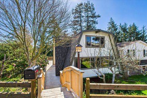 1085 Stewart Street, Fortuna, CA 95540 - MLS#: 268849