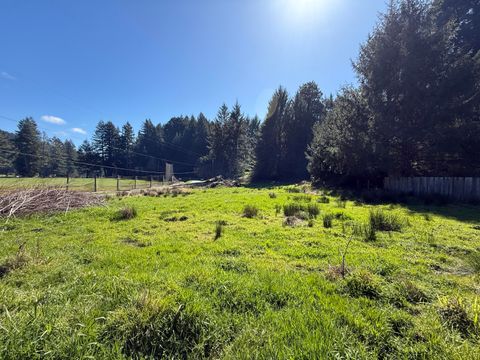 Photo of 1552 Baywood Lane, Bayside South, CA 95524 (MLS # 271778)