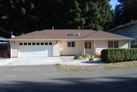 Photo of 1147 Eeola Avenue, Rio Dell, CA 95562 (MLS # 273456)