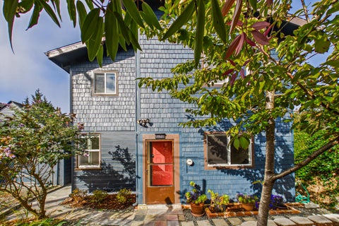 Photo of 952 Bingen Avenue, Eureka, CA 95503 (MLS # 272935)