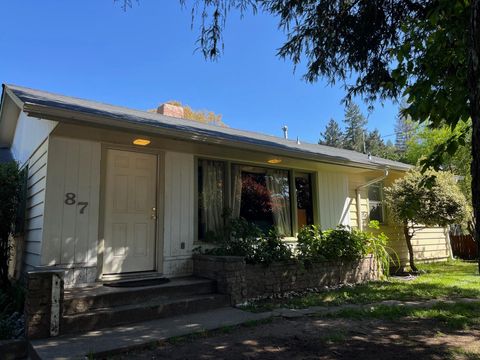 87 Manzanita Avenue, Redway, CA 95560 - MLS#: 269336