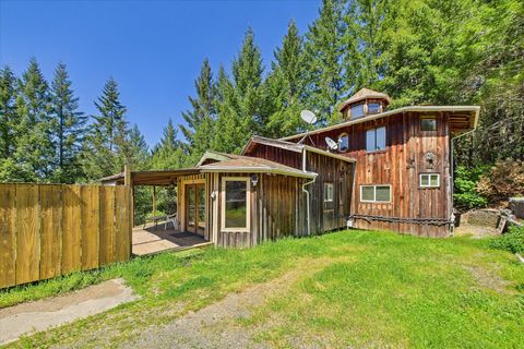 MLS: 269309