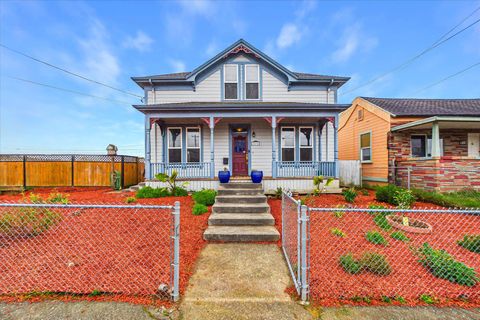 Photo of 2434 C Street, Eureka, CA 95501 (MLS # 271679)