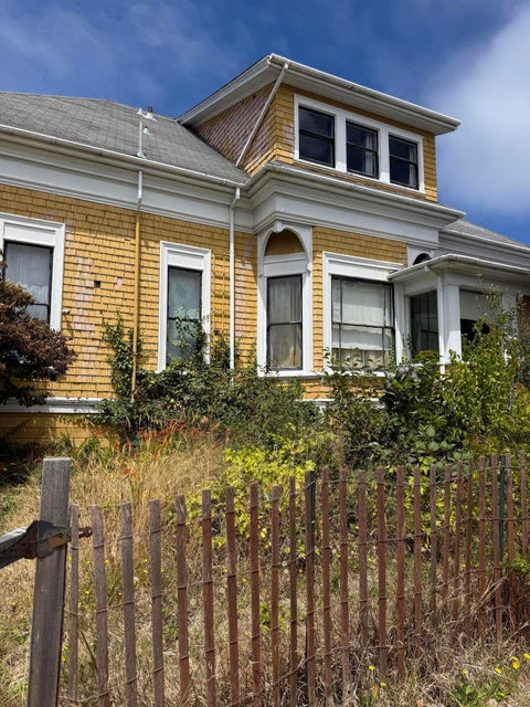 Photo of 1628 E Street, Eureka, CA 95501 (MLS # 273096)