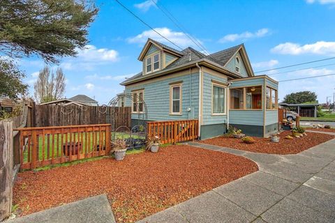 Photo of 239 14th Street, Eureka, CA 95501 (MLS # 271639)
