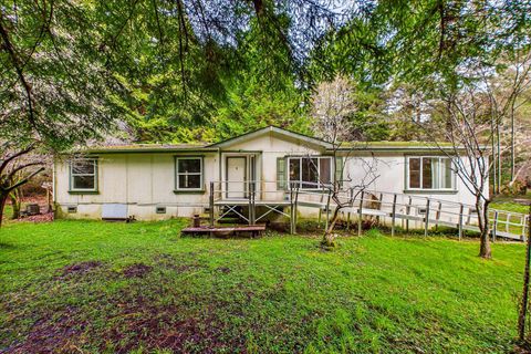 Photo of 4024 Old Railroad Grade Road, Fieldbrook, CA 95519 (MLS # 271814)