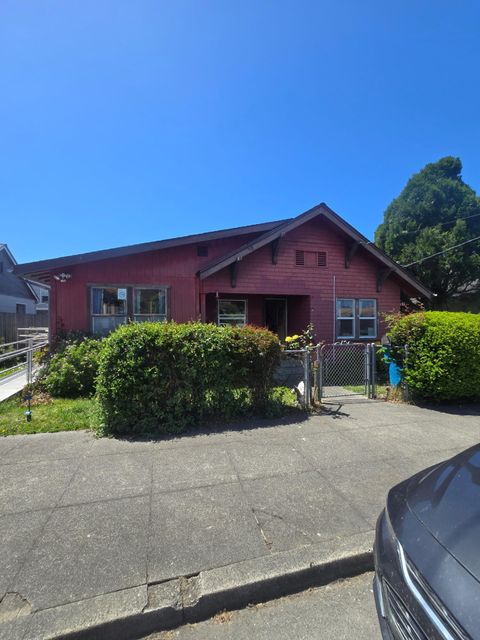 Photo of 2416 Union Street, Eureka, CA 95501 (MLS # 272510)
