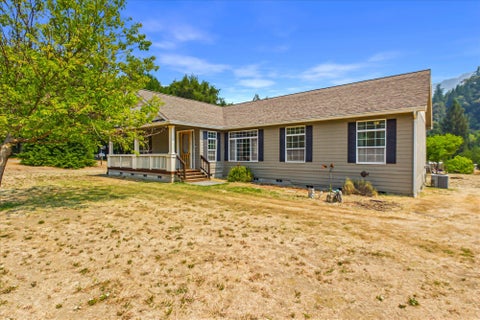 Photo of 1735 Highway 96, Willow Creek, CA 95573 (MLS # 273159)