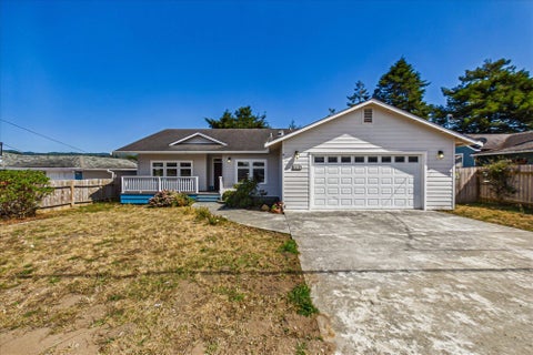 Photo of 1815 Ronald Avenue, Fortuna, CA 95540 (MLS # 273386)