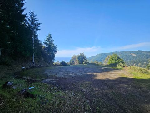 Photo of 130 Shaller Court, Shelter Cove, CA 95589 (MLS # 271481)