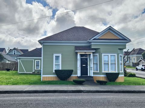 Photo of 135 W Simpson Street, Eureka, CA 95501 (MLS # 271712)