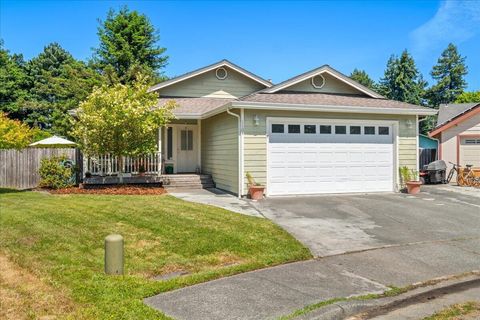 Photo of 1104 Tyme Court, Rio Dell, CA 95562 (MLS # 271914)