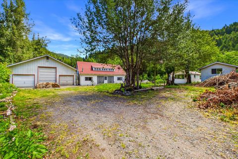 Photo of 1261 Chezem Road, Blue Lake, CA 95525 (MLS # 272317)