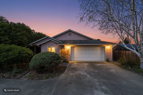 Photo of 1624/1630 Dean Street, Eureka, CA 95501 (MLS # 272060)