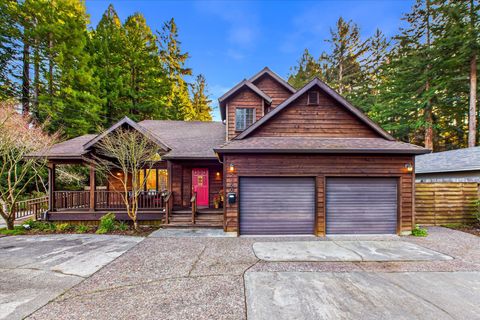 Photo of 2150 Buhne Street, Eureka, CA 95501 (MLS # 271466)