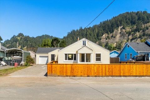 296 Center Street, Rio Dell, CA 95562 - MLS#: 269414