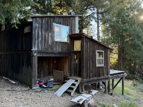 Photo of 8000 Wilder Ridge Road, Ettersburg, CA 95542 (MLS # 272032)