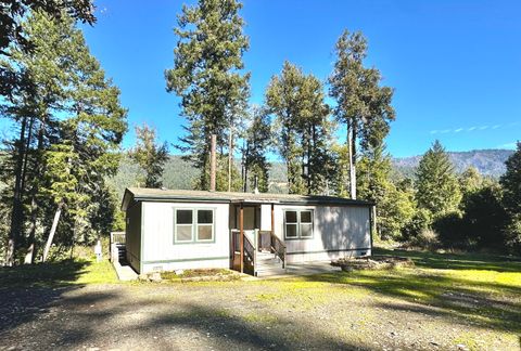 Photo of 130 W Suzy Q Road, Hawkins Bar, CA 95527 (MLS # 271531)