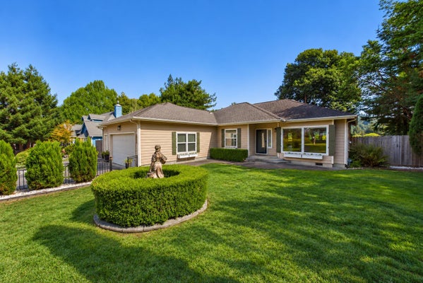 172 GRAYLAND HEIGHTS RD, RIO DELL, CA 95562 - Image 4fd3bd637137fc8e1cdeed9017502703/2655972728