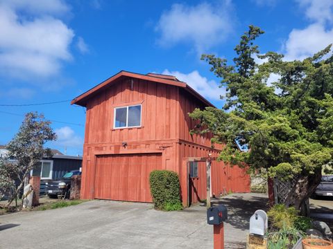 Photo of 98 Perch Street, King Salmon South, CA 95503 (MLS # 271683)