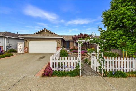Photo of 1850 Manzanita Street, McKinleyville, CA 95519 (MLS # 273121)